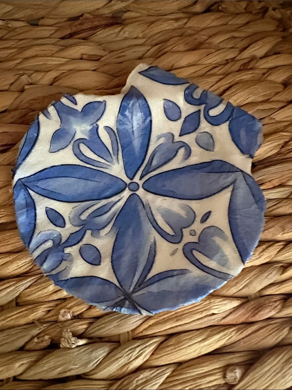 Hand Crafted Blue & White Floral Shell Trinket Dish